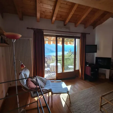 Casa vacanze Casa Vista E Giardino Porlezza