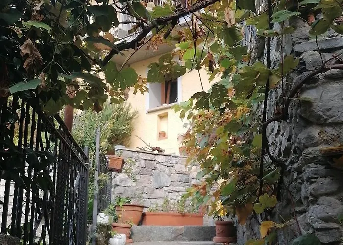 Casa Vista E Giardino Porlezza