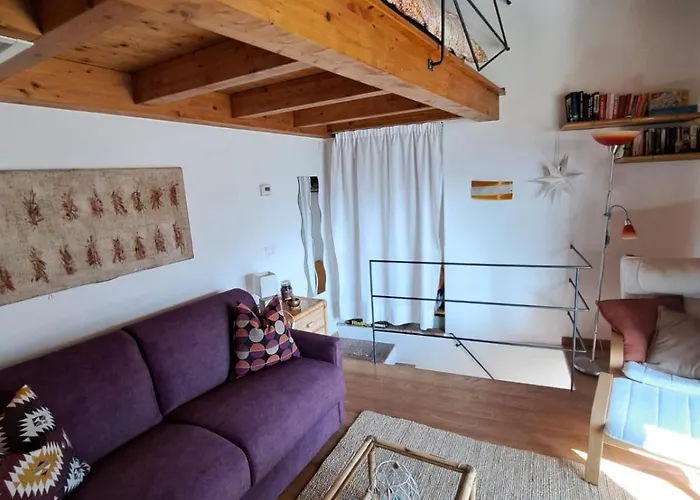 Casa Vista E Giardino Holiday home *